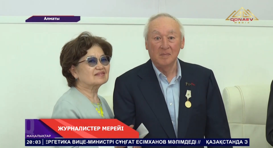 Журналистер мерейі