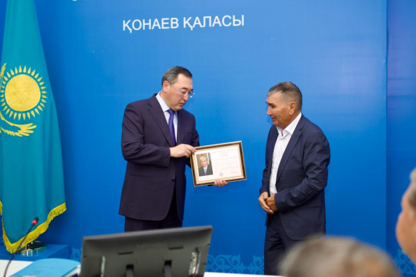 Елге үлгі болған ерлік пен еңбек құрметке ие болды