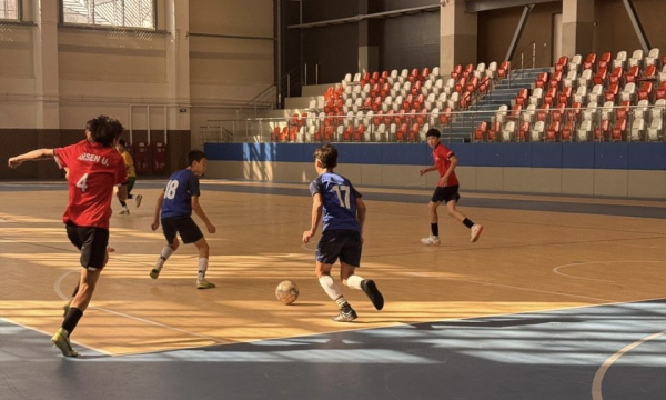 Үшқоңыр спорт кешенінде Алматы облысының футзалдан чемпионаты өтуде