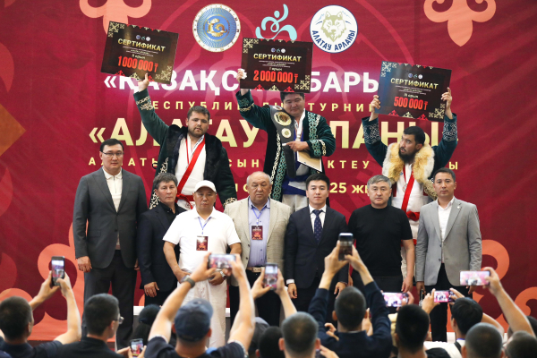 Қарасай ауданында қазақ күресінен «Алатау арланы» облыстық турнирі өтті.