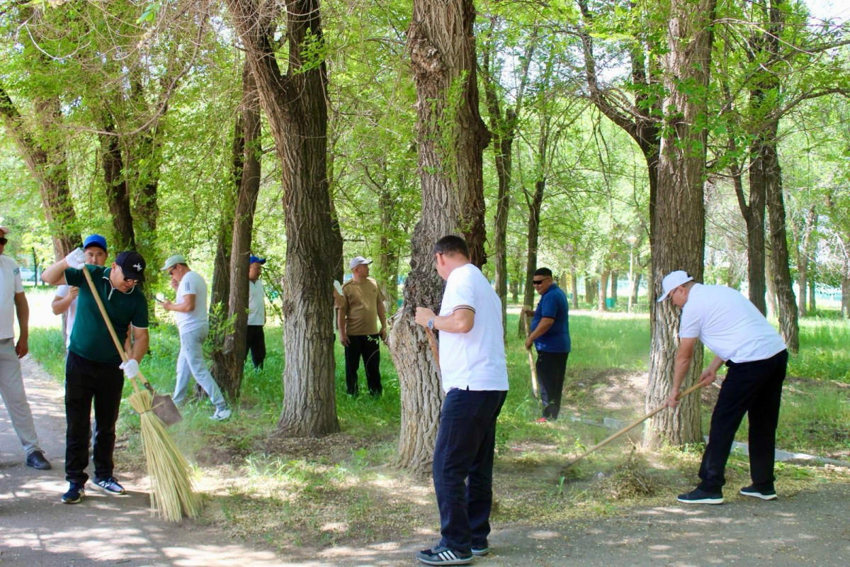 «Таза бейсенбі»: Іле ауданында 70-тен астам тұрғын экологиялық акцияға қатысты