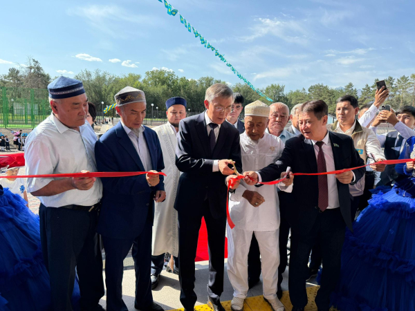 Конституция күніне орай екі жаңа мектеп