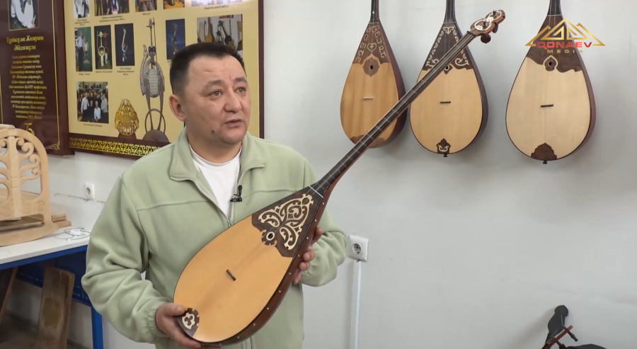 Звуки степи своими руками: история мастера национальных инструментов