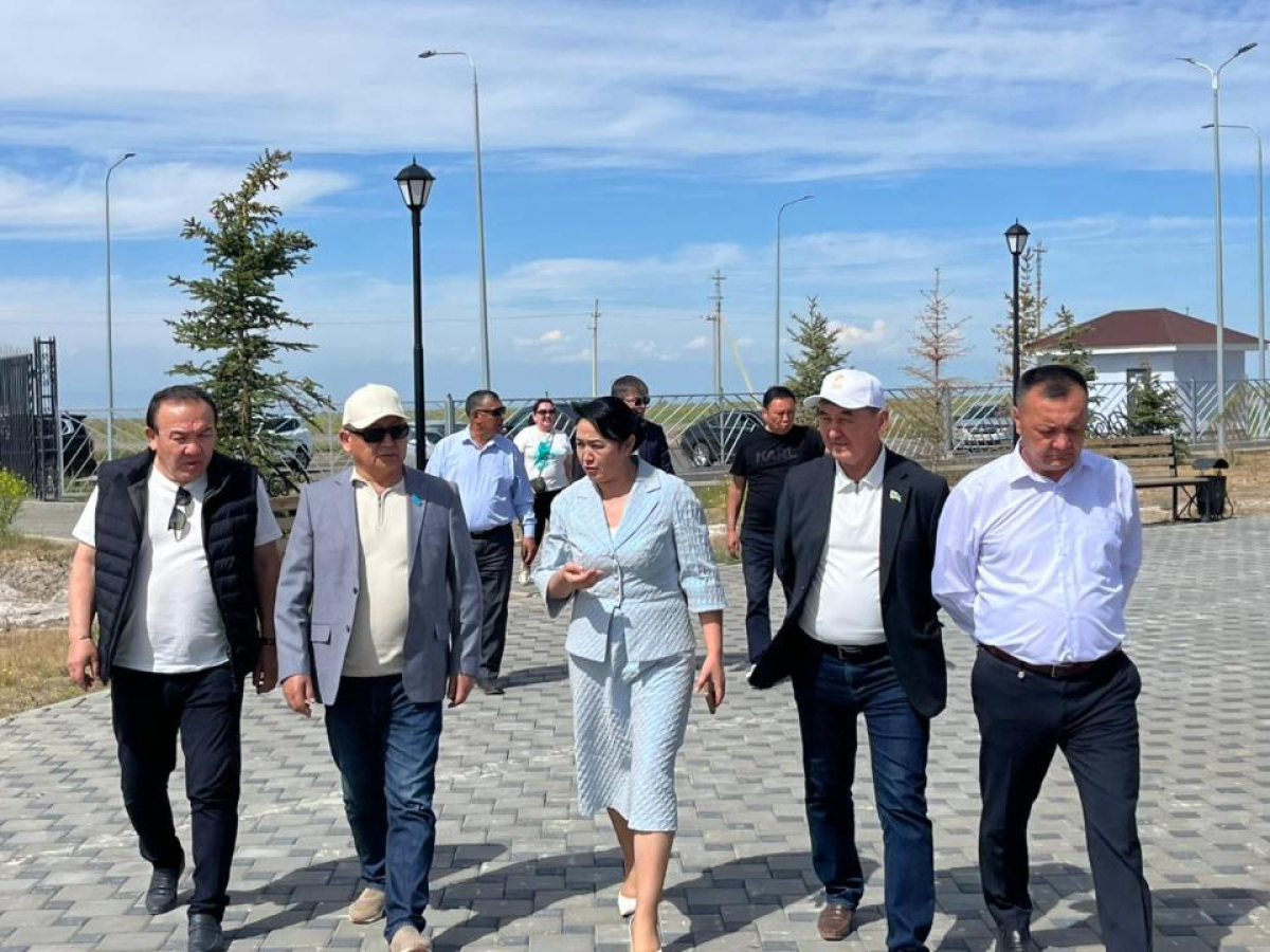 Ұйғыр ауданында медициналық нысандар құрылысына бақылау күшейтілді