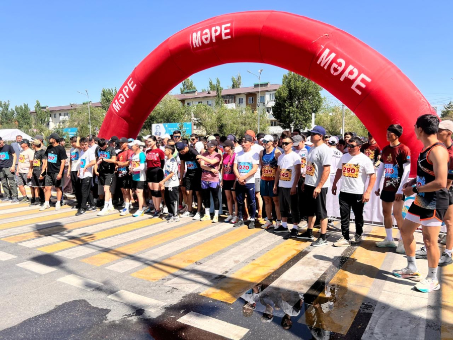 «Адал азамат, адал жеңіс» акциясы аясында Қонаев қаласында жеңіл атлетикалық марафон өтті