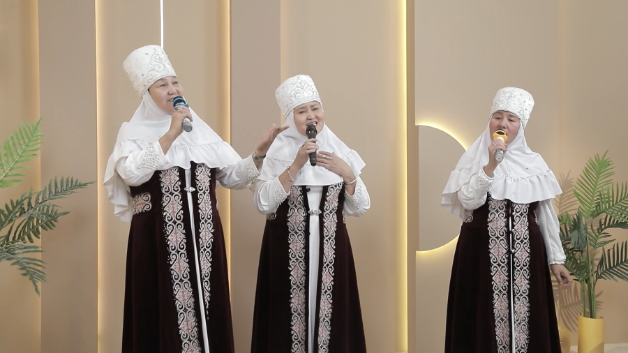 Ауылдың алты ауызы : жергілікті жұлдыздар