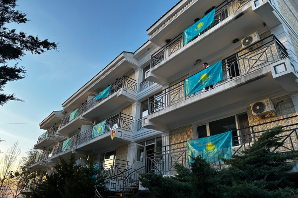 «Менің елім – менің туым»: в Алматинской области прошла патриотическая акция ко Дню государственных символов